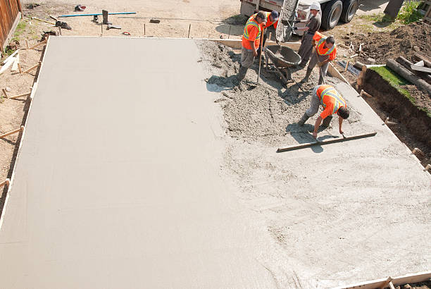 Best Concrete Grinding and Polishing in Queens Gate, PA